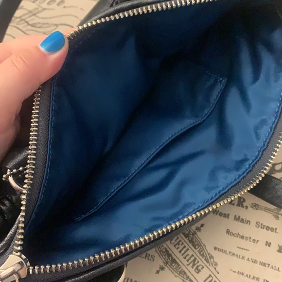 Black Coach small top handle bag - Picture 5 of 8